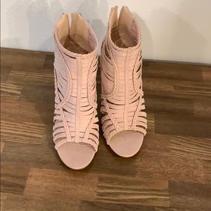 Forever 21 Faux Suede Pink Blush Booties Heels